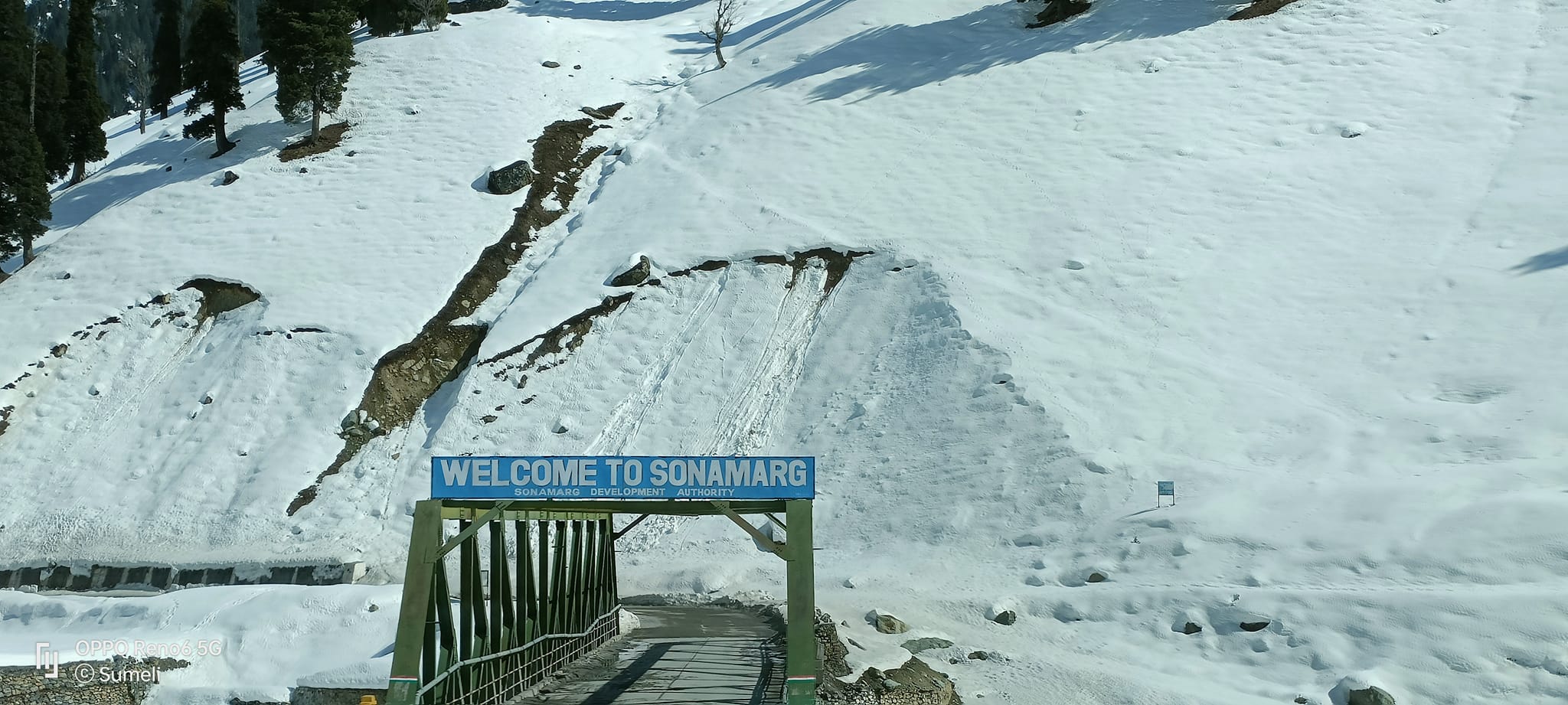 KASHMIR SNOW TRIP
